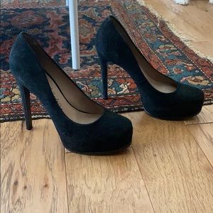 Pour La Victoire pumps